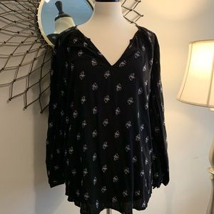 Old Navy black blouse with floral print